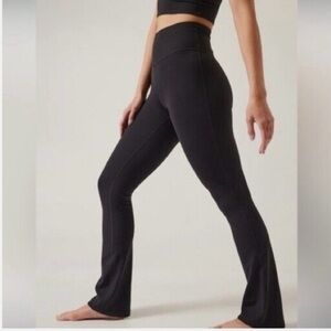 Athleta Transcend Slim Pant in Black Women’s Small